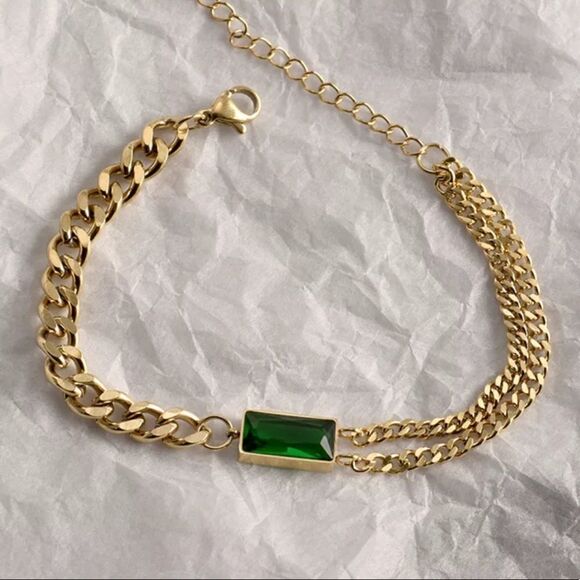The Champion Bracelet 18K Gold Plated Link Chain w/ Green Gemstone - Picture 2 of 11